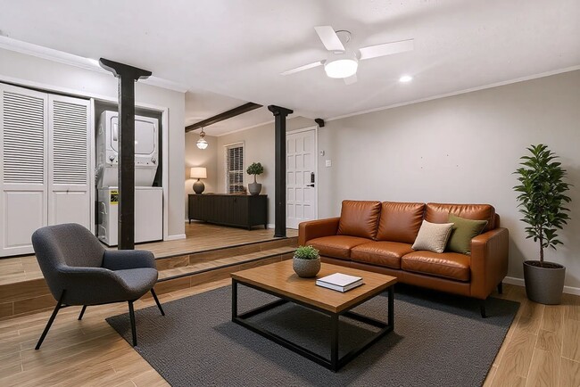 66 Brees Blvd in San Antonio, TX - Building Photo - Building Photo