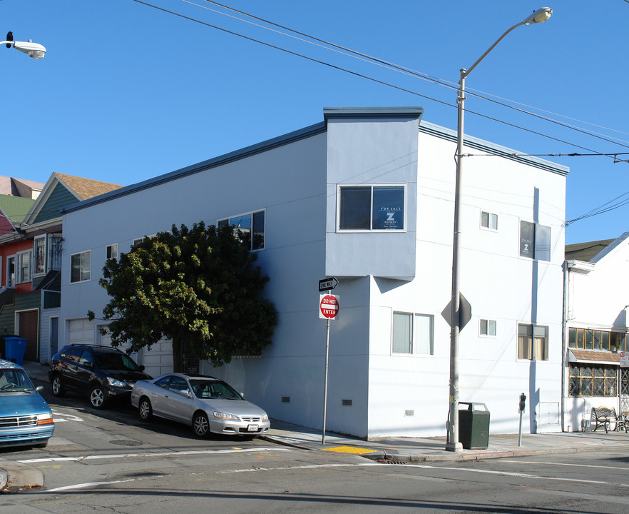 395 Moultrie St in San Francisco, CA - Building Photo