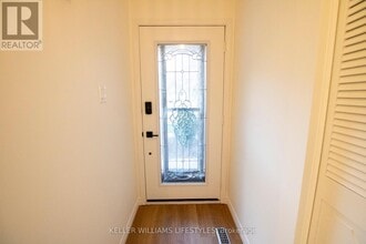 59 Haliburton Pl in London, ON - Building Photo - Building Photo