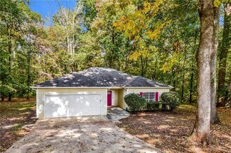 3949 Tyler Ct in Ellenwood, GA - Building Photo - Building Photo