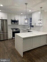 5430 Lighthouse Ln in Burke, VA - Building Photo - Building Photo