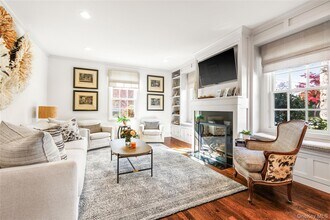 15 Overlook Pl in Rye, NY - Building Photo - Building Photo