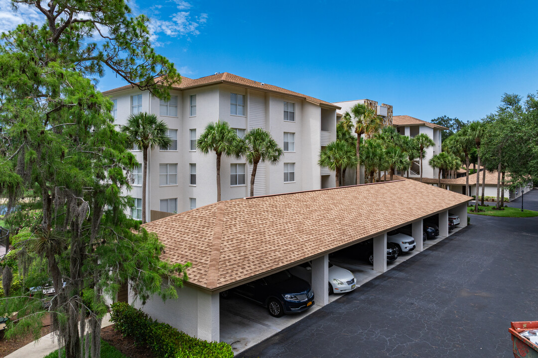 Commons at Wyndemere in Naples, FL - Building Photo