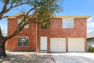 3035 Cinnamon Glen Dr in Houston, TX - Building Photo
