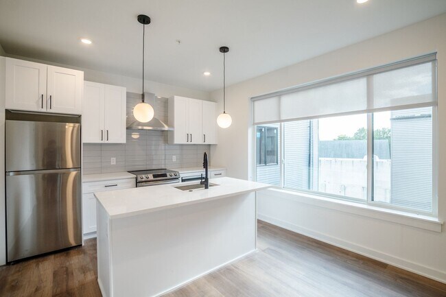 The Marc in Philadelphia, PA - Building Photo - Interior Photo