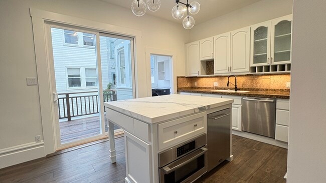 property at 115 Magnolia St