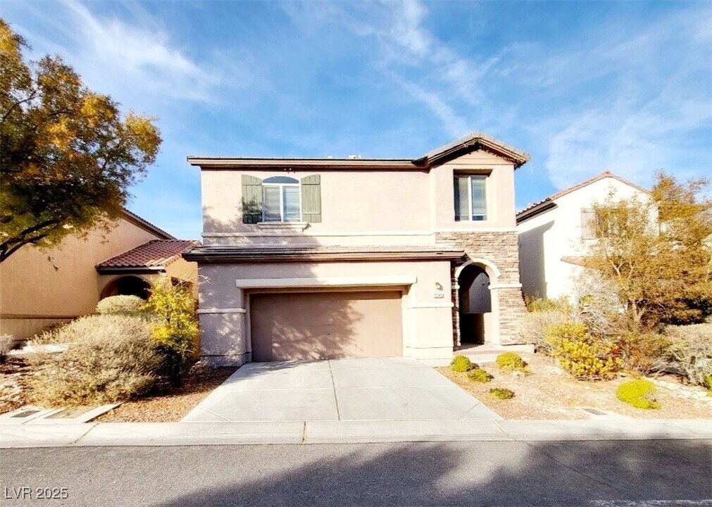 11240 Woodland Violet Ave in Las Vegas, NV - Building Photo