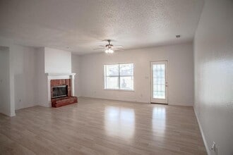 6985 Meadow Ridge Cir in Nevada, TX - Building Photo - Building Photo