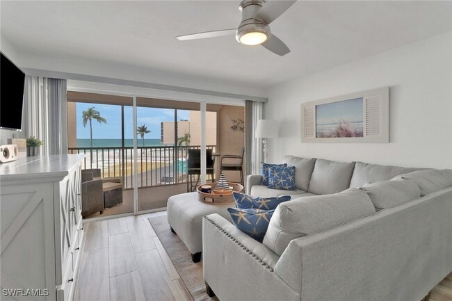 25850 Hickory Blvd in Bonita Springs, FL - Foto de edificio - Building Photo