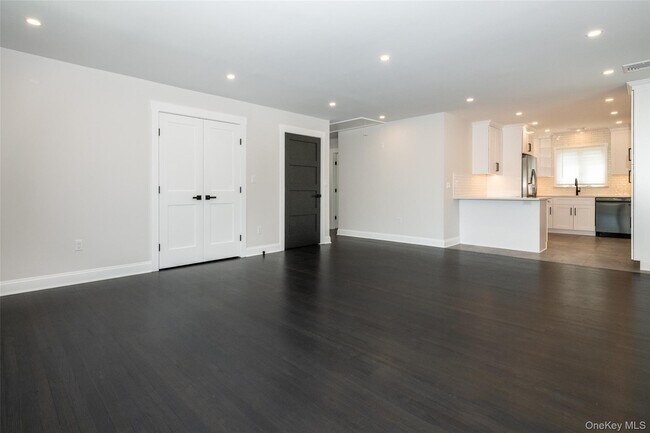 80 Claremont Ave in Mount Vernon, NY - Building Photo - Building Photo