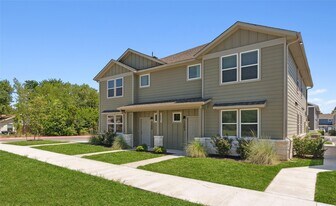 520 Powell Dr in Leander, TX - Building Photo