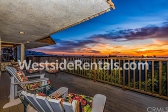 539 Avenue A in Redondo Beach, CA - Building Photo
