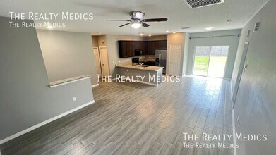 3157 Westwind Ave SE in Palm Bay, FL - Building Photo - Building Photo