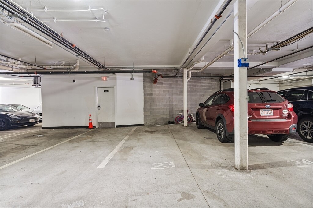 488 Dorchester Ave, Unit 4 in Boston, MA - Building Photo