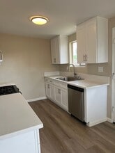 5610 Heidi St in La Mesa, CA - Building Photo - Building Photo