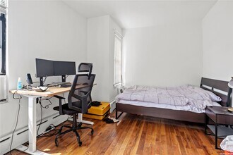 32-60 43rd St-Unit -2F in Queens, NY - Building Photo - Building Photo