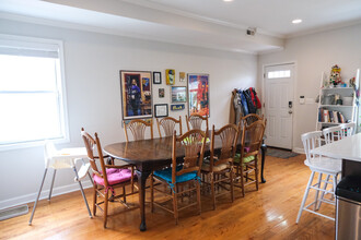 655 16th St NE, Unit A in Washington, DC - Building Photo - Building Photo