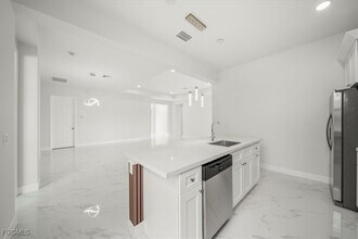 9 NW 14th Pl in Cape Coral, FL - Building Photo - Building Photo