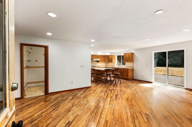 24828 124th St SE in Monroe, WA - Building Photo - Building Photo