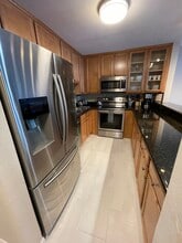 3030 Suncrest Dr unit 402, Unit 3030 Suncrest Dr. 402 in San Diego, CA - Building Photo - Building Photo