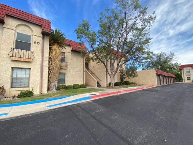 817 1B Country Club Dr SE in Rio Rancho, NM - Foto de edificio - Building Photo