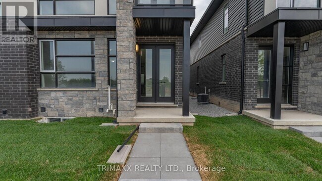 69 KEYSTONE TRAIL in Welland, ON - Building Photo - Building Photo