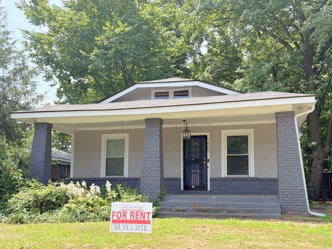 property at 1489 Faxon Ave
