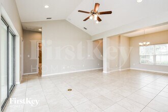 2466 Altoona Ave in North Port, FL - Building Photo - Building Photo