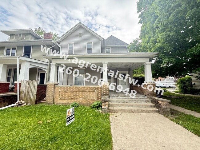 property at 1001 Lincoln Ave