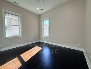 2511 W Cortland St in Chicago, IL - Building Photo - Building Photo