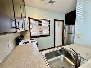 11 SW 11th Ave in Fort Lauderdale, FL - Building Photo - Building Photo