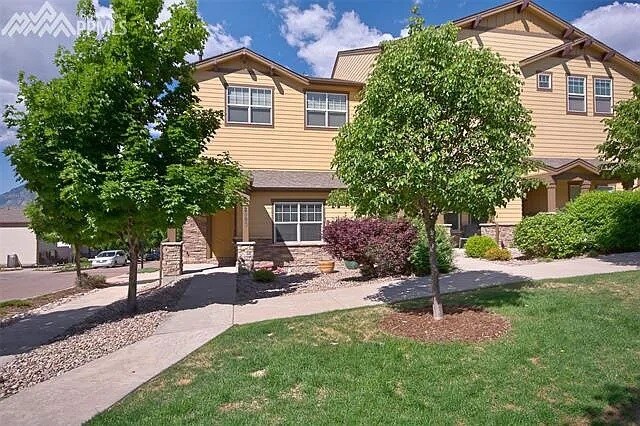 2083 St Claire Park Aly in Colorado Springs, CO - Building Photo