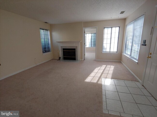 2506 Airy Hill Cir-Unit -6-B in Crofton, MD - Building Photo - Building Photo