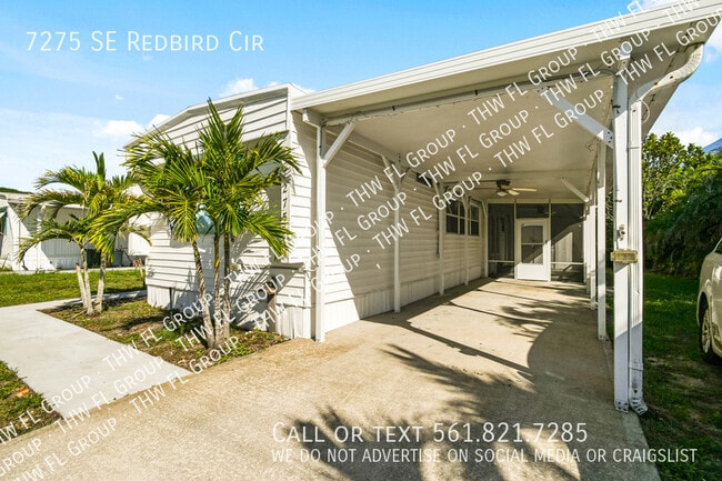 7275 SE Redbird Cir in Hobe Sound, FL - Building Photo - Building Photo