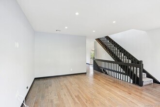 6 Pheasant Walk in Peekskill, NY - Building Photo - Building Photo