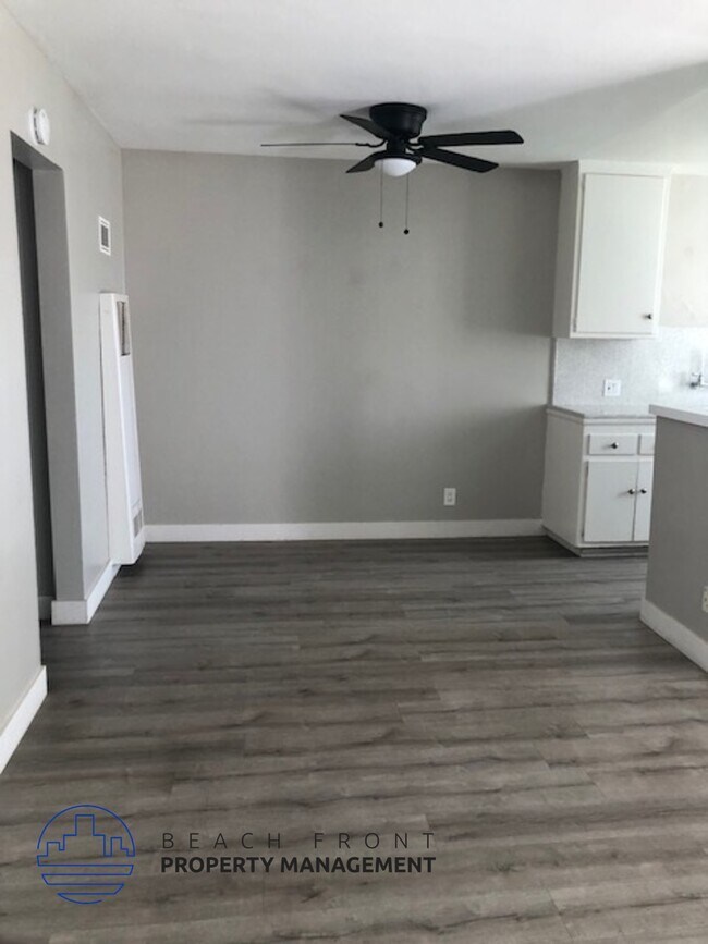 1887 Monrovia Ave. in Costa Mesa, CA - Building Photo - Building Photo