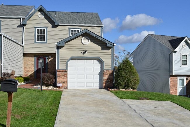 property at 152 Villa Dr