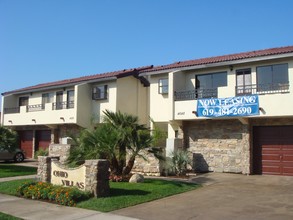 Ohio Villas I in San Diego, CA - Building Photo - Building Photo