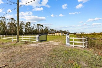 2448 E Ellison Rd in Perry, FL - Building Photo - Building Photo