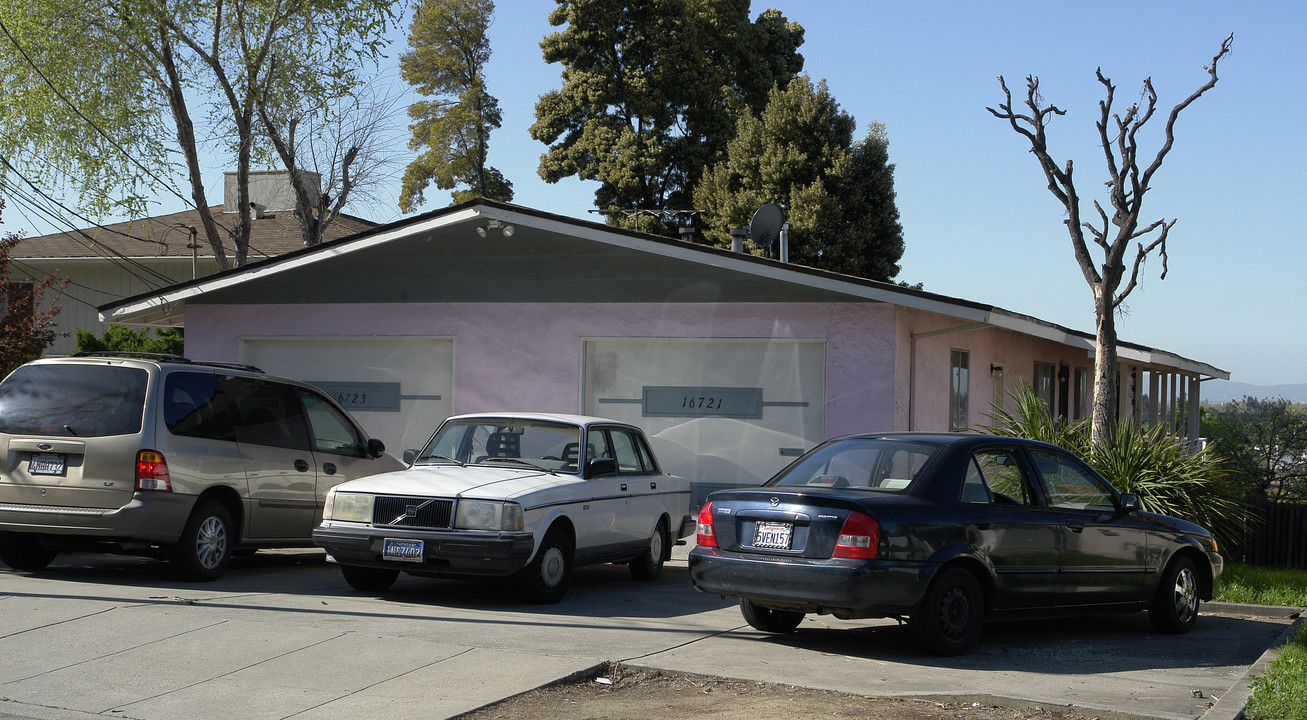 16721 Liberty St in San Leandro, CA - Building Photo