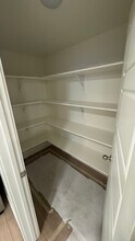 204 N Rick Way in Clearfield, UT - Building Photo - Building Photo