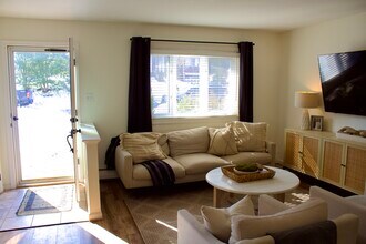 159 Columbia Ave in Phoenixville, PA - Building Photo - Building Photo