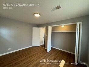 8216 S Exchange Ave in Chicago, IL - Building Photo - Building Photo
