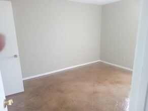 La Racqueta in Tucson, AZ - Building Photo - Building Photo