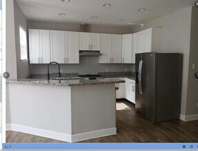 4122 Mallow St in Houston, TX - Building Photo - Building Photo