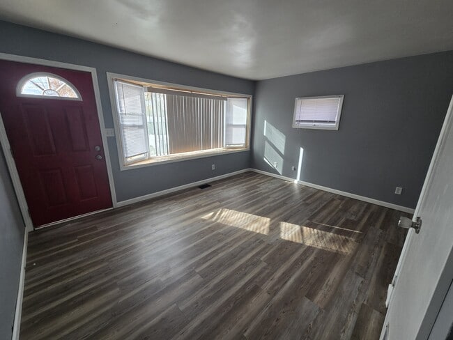 10 McEwen Ct in Monmouth, IL - Building Photo - Building Photo