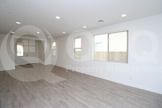 9535 W Roma Ave in Phoenix, AZ - Building Photo - Building Photo