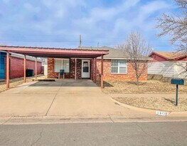 2608 Amherst St in Lubbock, TX - Building Photo