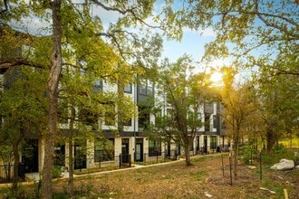 Carrington at Oak Hill in Austin, TX - Building Photo - Building Photo