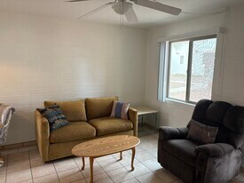 469 S Paseo Lobo, Unit Lobo in Green Valley, AZ - Building Photo